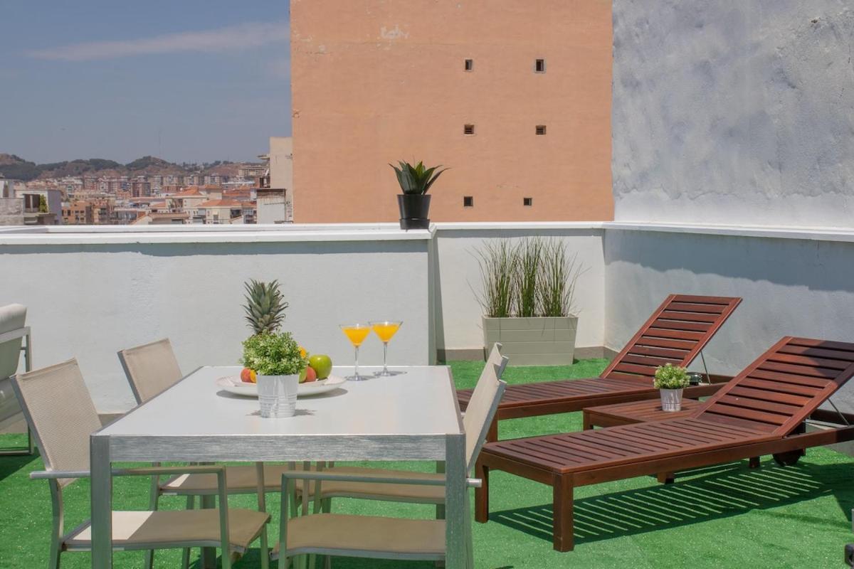 C56 - Studio With Amazing Terrace In The Centre Málaga Esterno foto