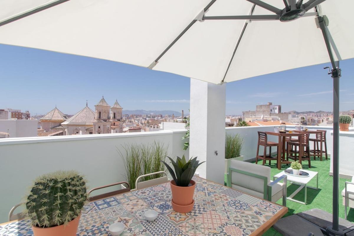 C56 - Studio With Amazing Terrace In The Centre Málaga Esterno foto